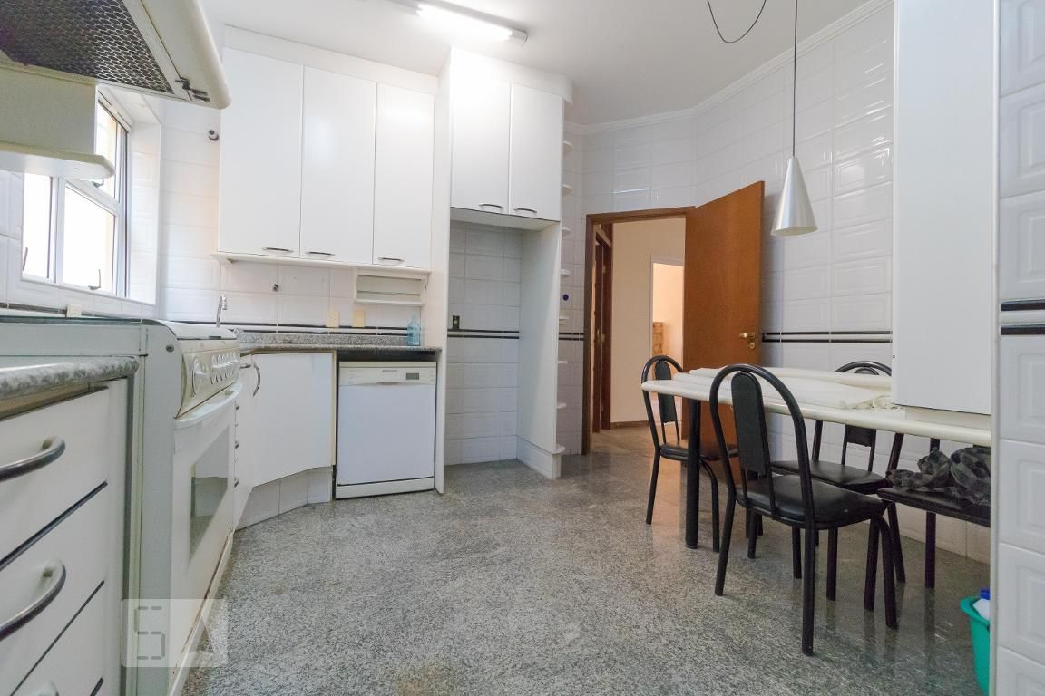 Casa à Venda - Barão Geraldo - Centro, 4 Quartos,  458 m2 em , Campinas - sp | SoloBR