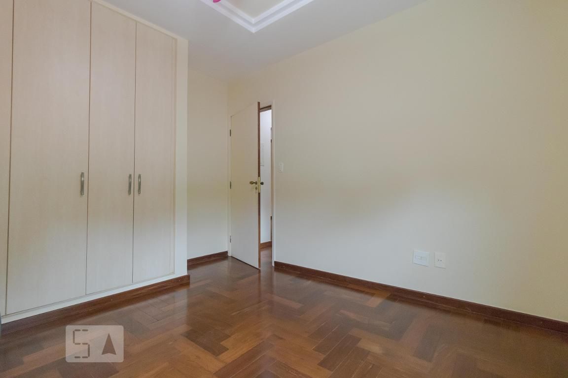 Casa à Venda - Barão Geraldo - Centro, 4 Quartos,  458 m2 em , Campinas - sp | SoloBR