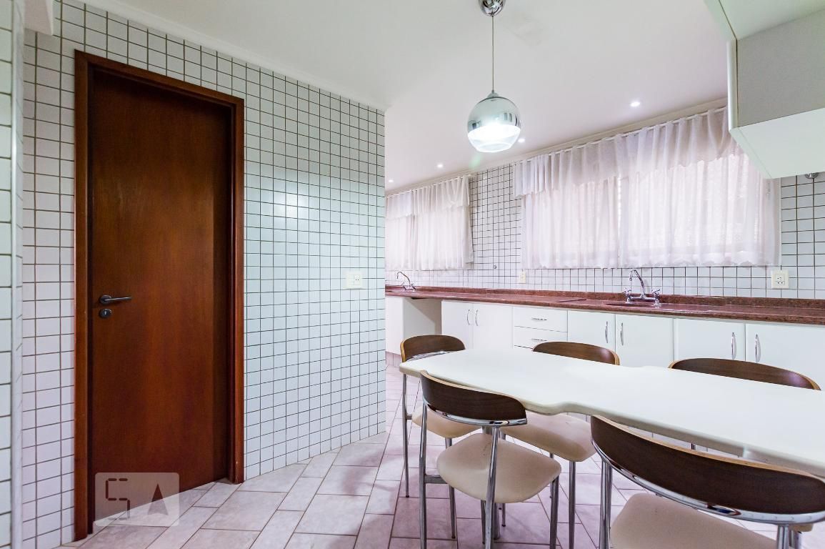 Apartamento à Venda - Jardim Flamboyant, 4 Quartos,  238 m2 em , Campinas - sp | SoloBR