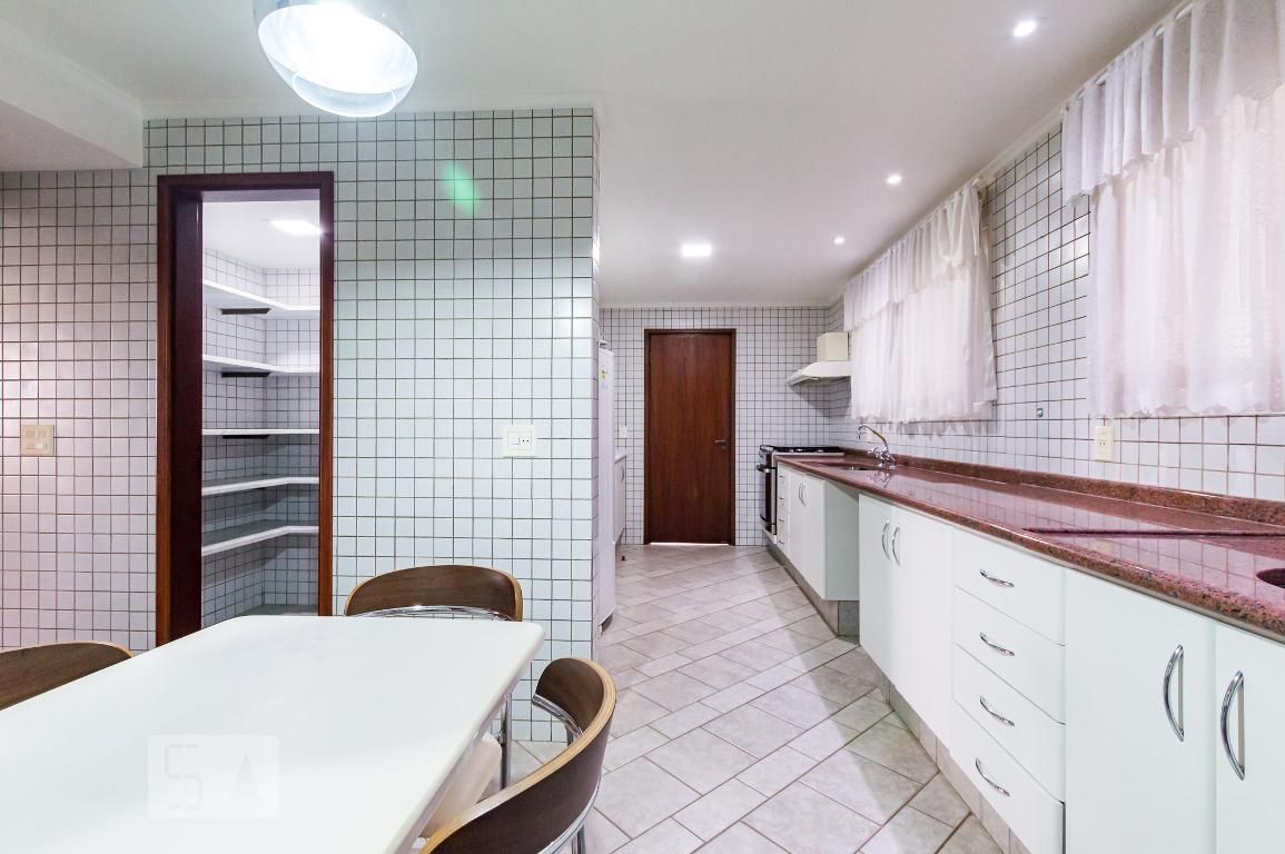 Apartamento à Venda - Jardim Flamboyant, 4 Quartos,  238 m2 em , Campinas - sp | SoloBR