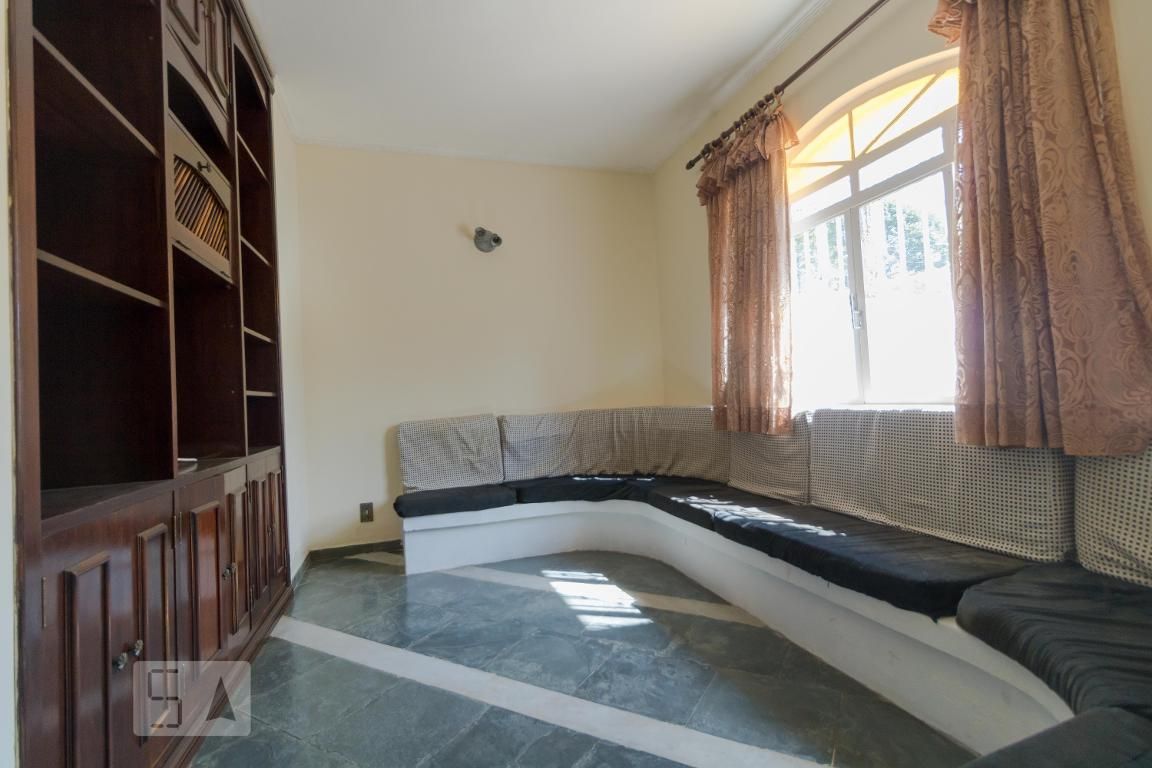 Casa à Venda - Barão Geraldo - Centro, 4 Quartos,  250 m2 em , Campinas - sp | SoloBR