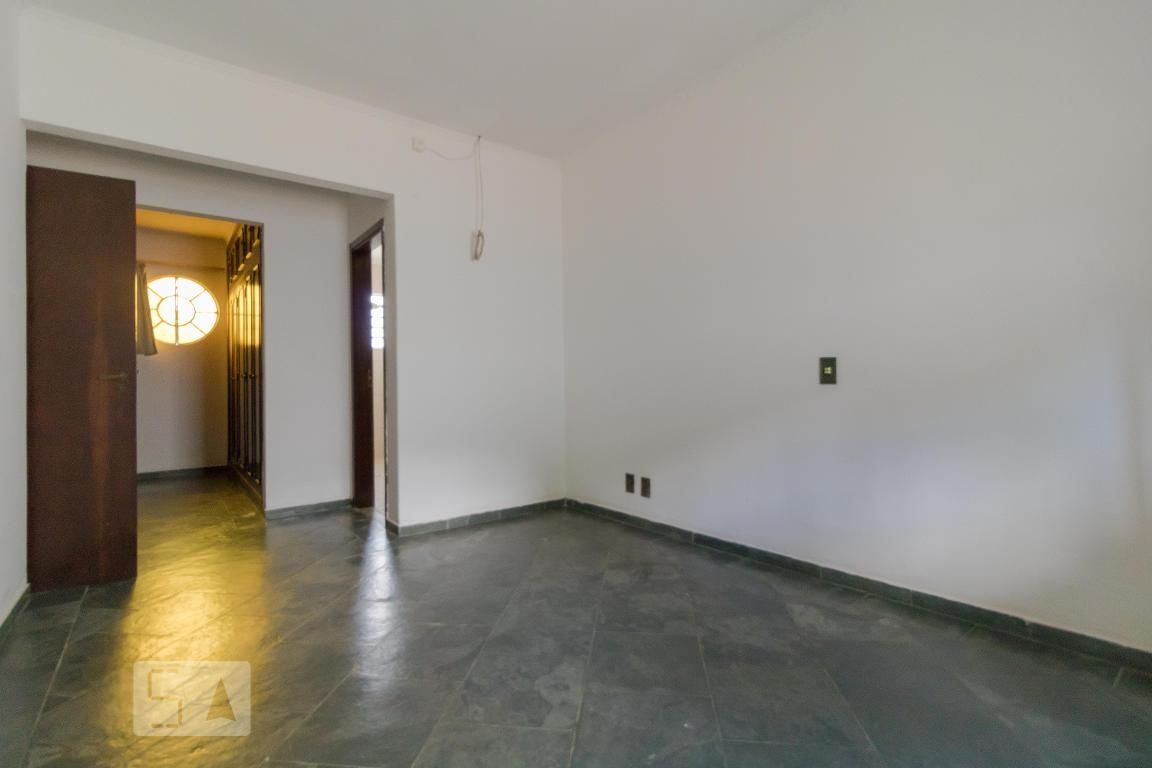 Casa à Venda - Barão Geraldo - Centro, 4 Quartos,  250 m2 em , Campinas - sp | SoloBR