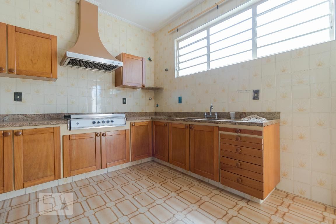 Casa à Venda - Barão Geraldo - Centro, 4 Quartos,  250 m2 em , Campinas - sp | SoloBR