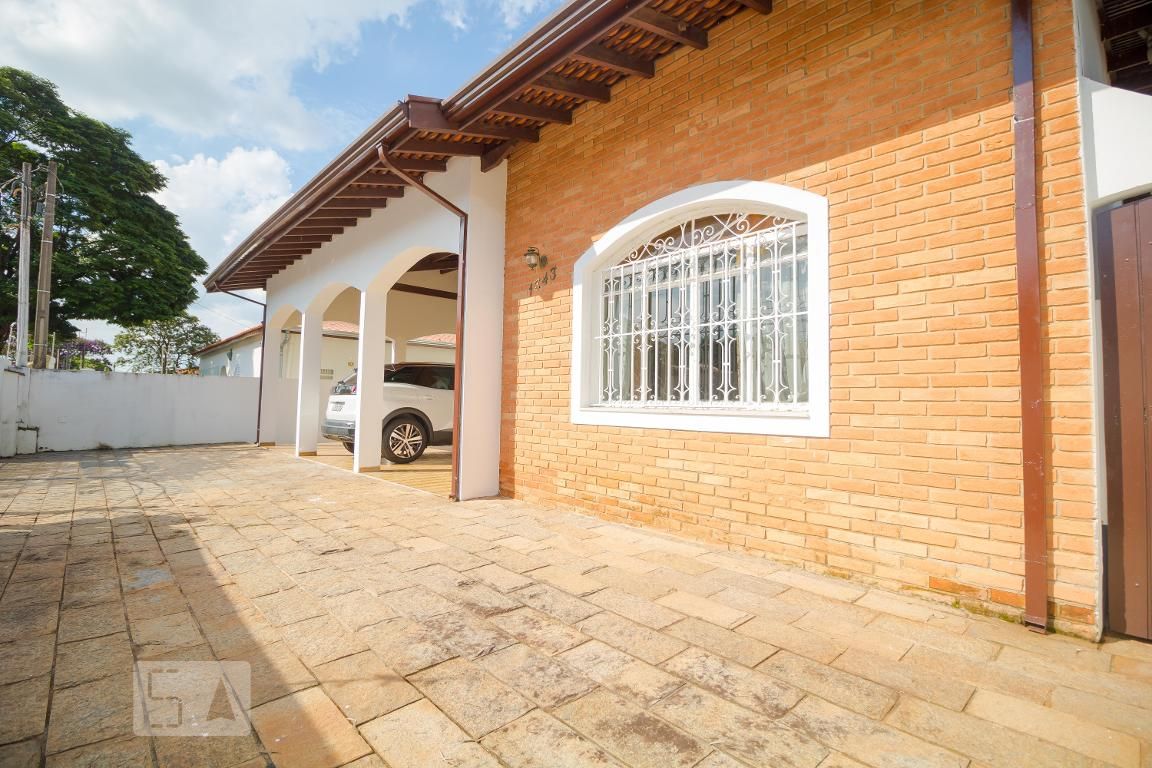 Casa à Venda - Barão Geraldo - Centro, 4 Quartos,  250 m2 em , Campinas - sp | SoloBR