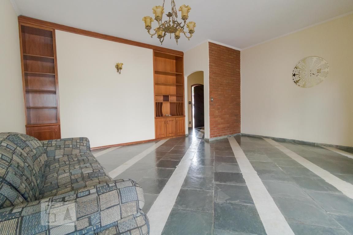 Casa à Venda - Barão Geraldo - Centro, 4 Quartos,  250 m2 em , Campinas - sp | SoloBR