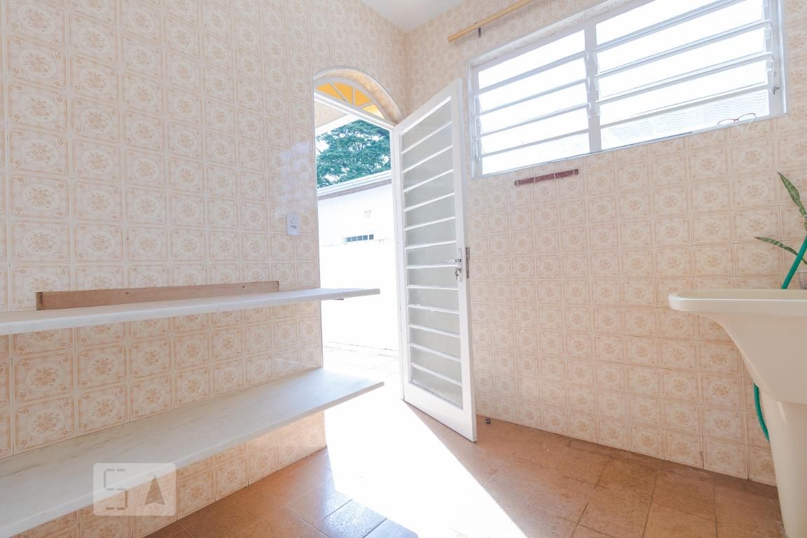 Casa à Venda - Barão Geraldo - Centro, 4 Quartos,  250 m2 em , Campinas - sp | SoloBR