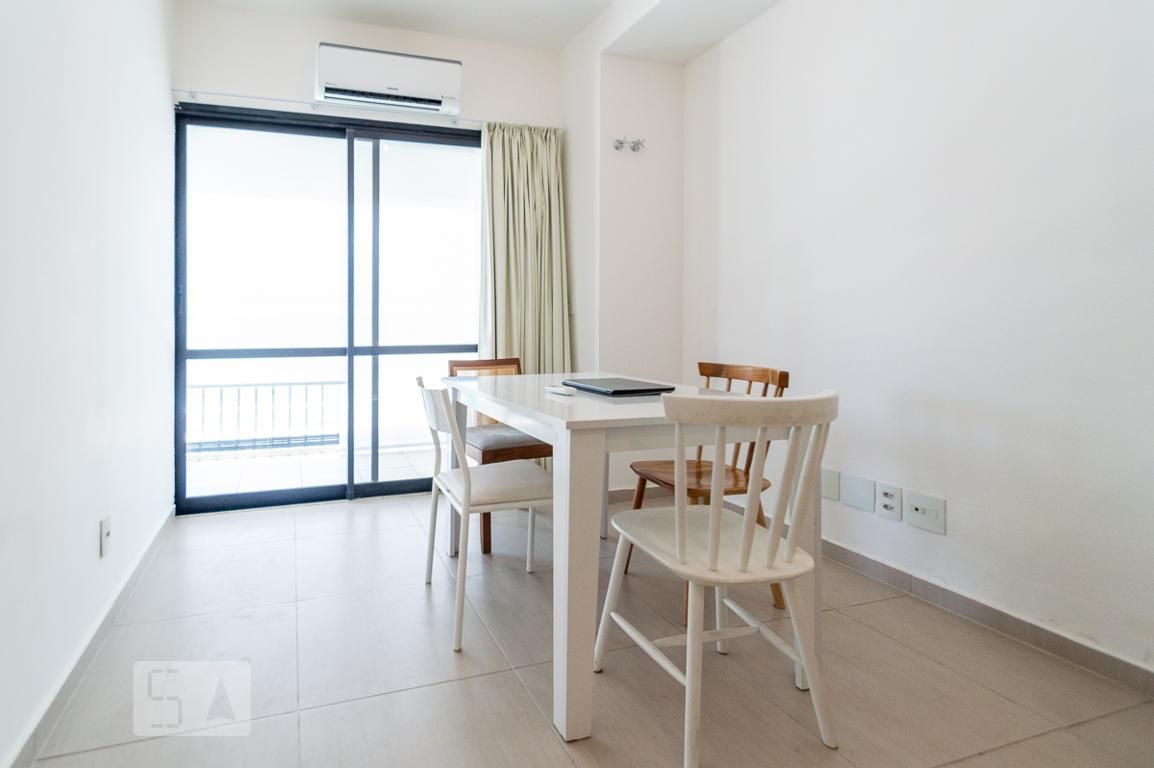 Apartamento, 1 quarto, 42 m² - Foto 1