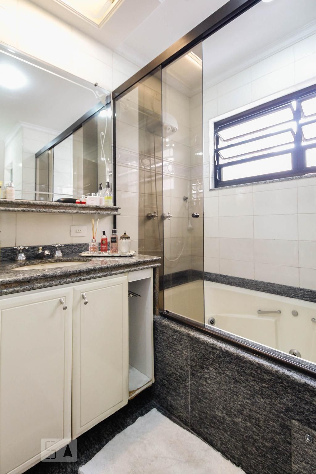 Casa, 3 quartos, 265 m² - Foto 17