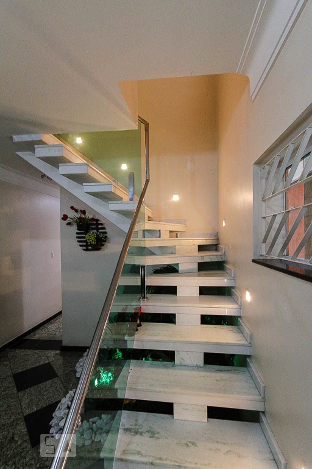 Casa, 4 quartos, 270 m² - Foto 18