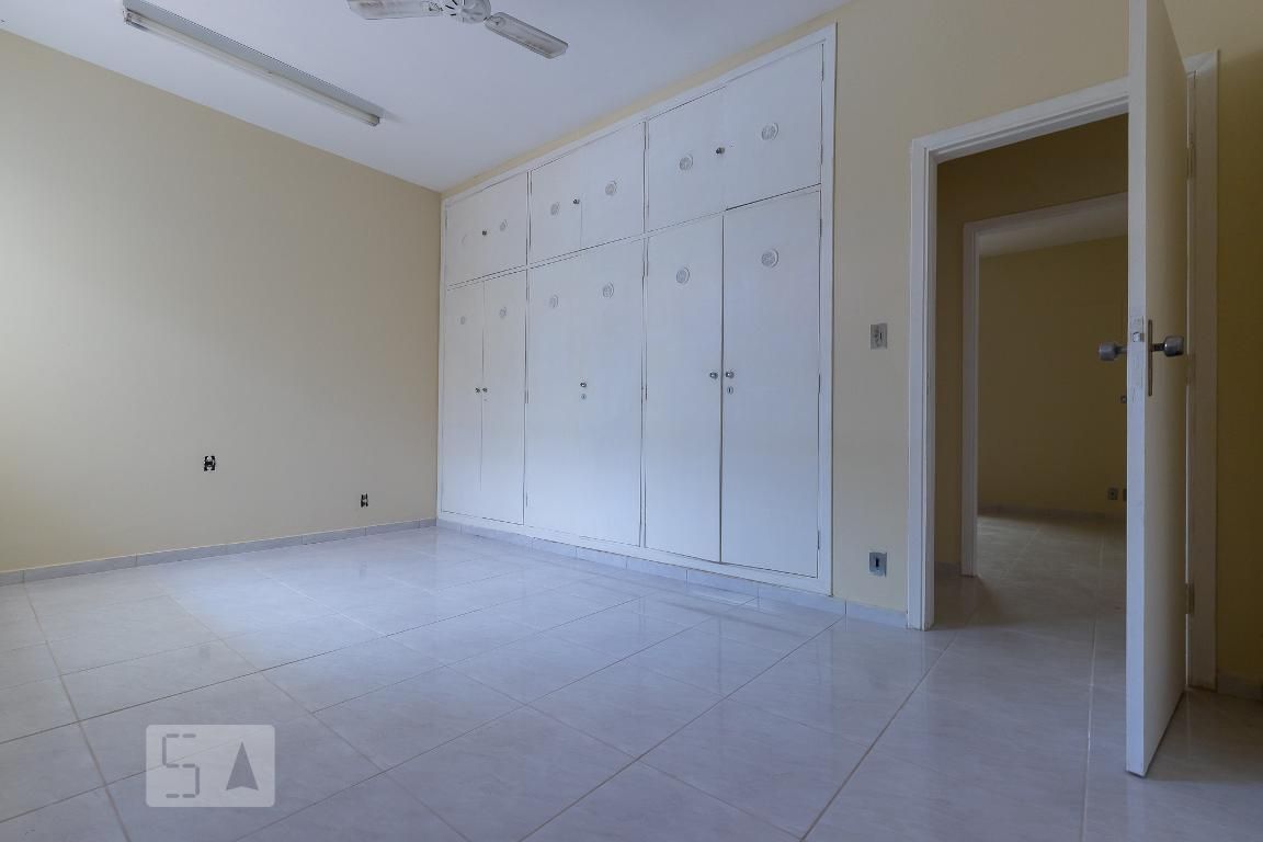 Casa à Venda - Jardim Chapadão, 3 Quartos,  400 m2 em , Campinas - sp | SoloBR