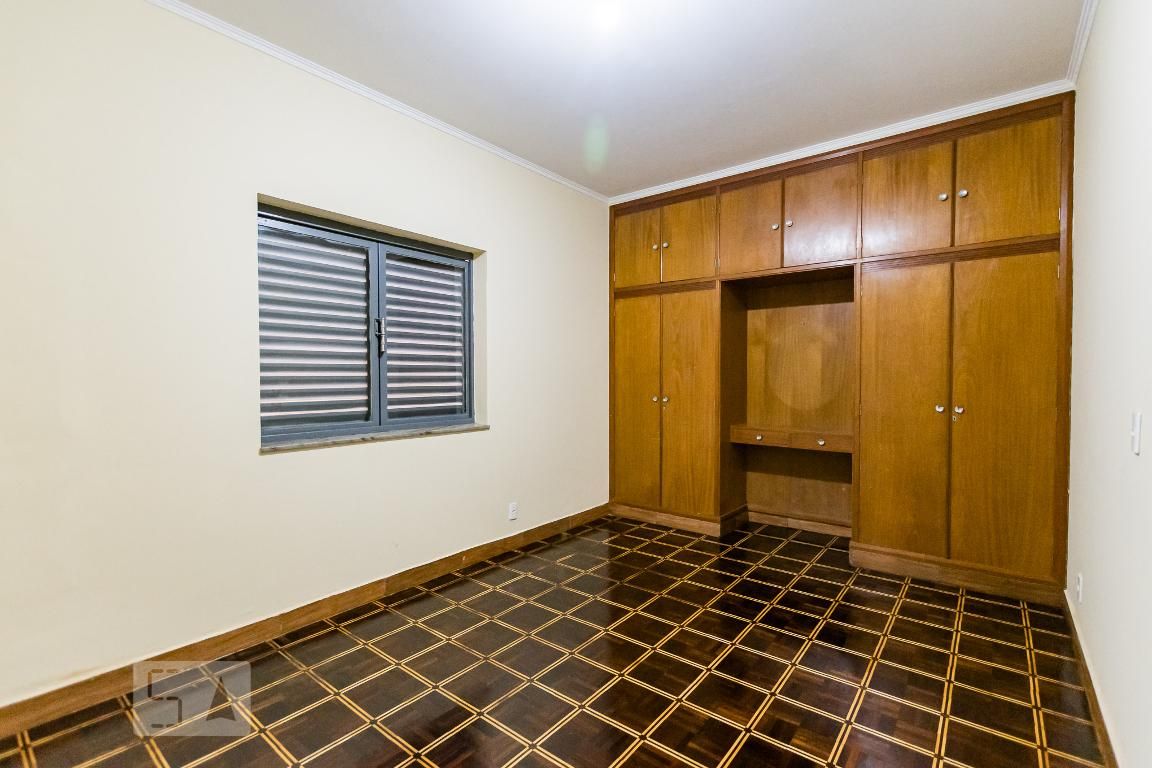 Casa à Venda - Taquaral, 3 Quartos,  204 m2 em , Campinas - sp | SoloBR