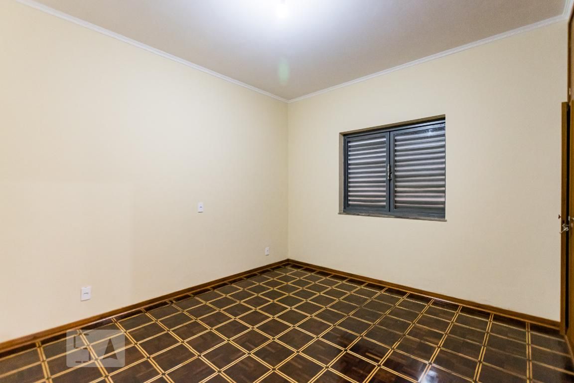 Casa à Venda - Taquaral, 3 Quartos,  204 m2 em , Campinas - sp | SoloBR
