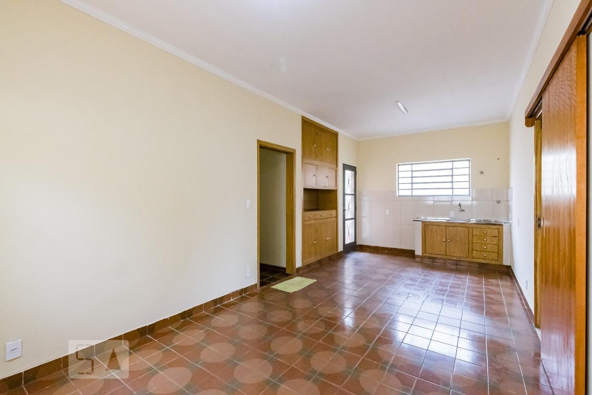 Casa à Venda - Taquaral, 3 Quartos,  204 m2 em , Campinas - sp | SoloBR