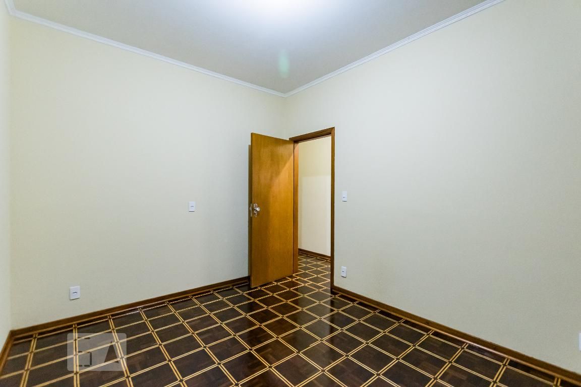 Casa à Venda - Taquaral, 3 Quartos,  204 m2 em , Campinas - sp | SoloBR