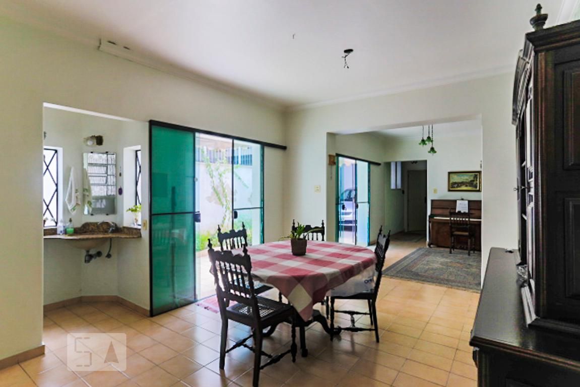 Casa, 4 quartos, 157 m² - Foto 1