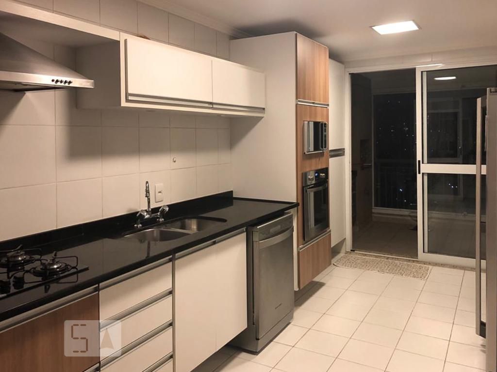 Apartamento, 3 quartos, 196 m² - Foto 2