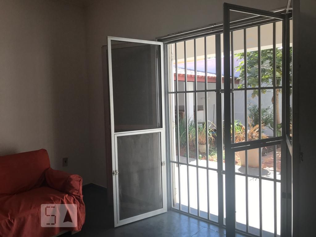 Casa à Venda - Barão Geraldo - Centro, 5 Quartos,  400 m2 em , Campinas - sp | SoloBR