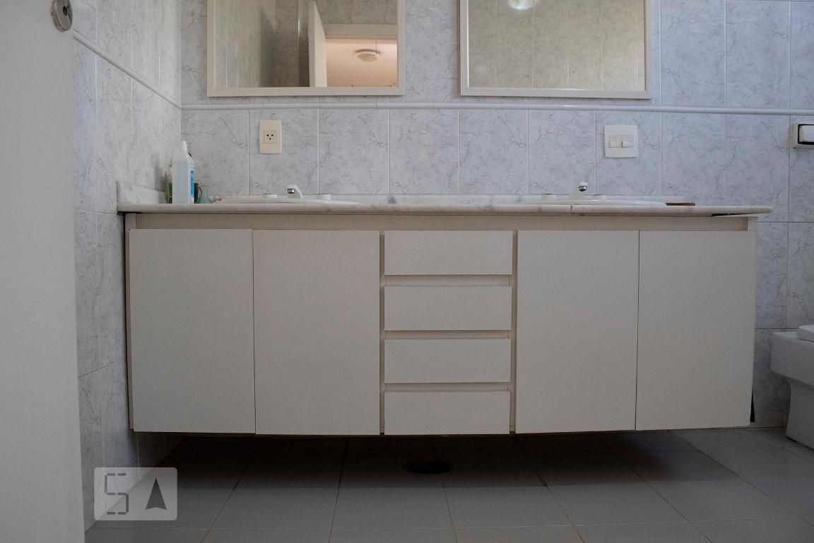 Casa, 4 quartos, 245 m² - Foto 30