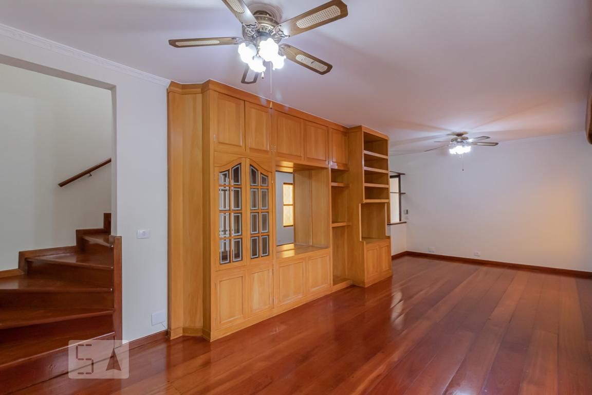 Casa, 3 quartos, 210 m² - Foto 4