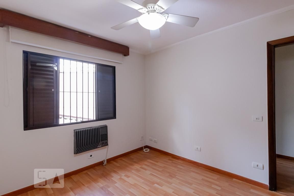 Casa, 3 quartos, 210 m² - Foto 38