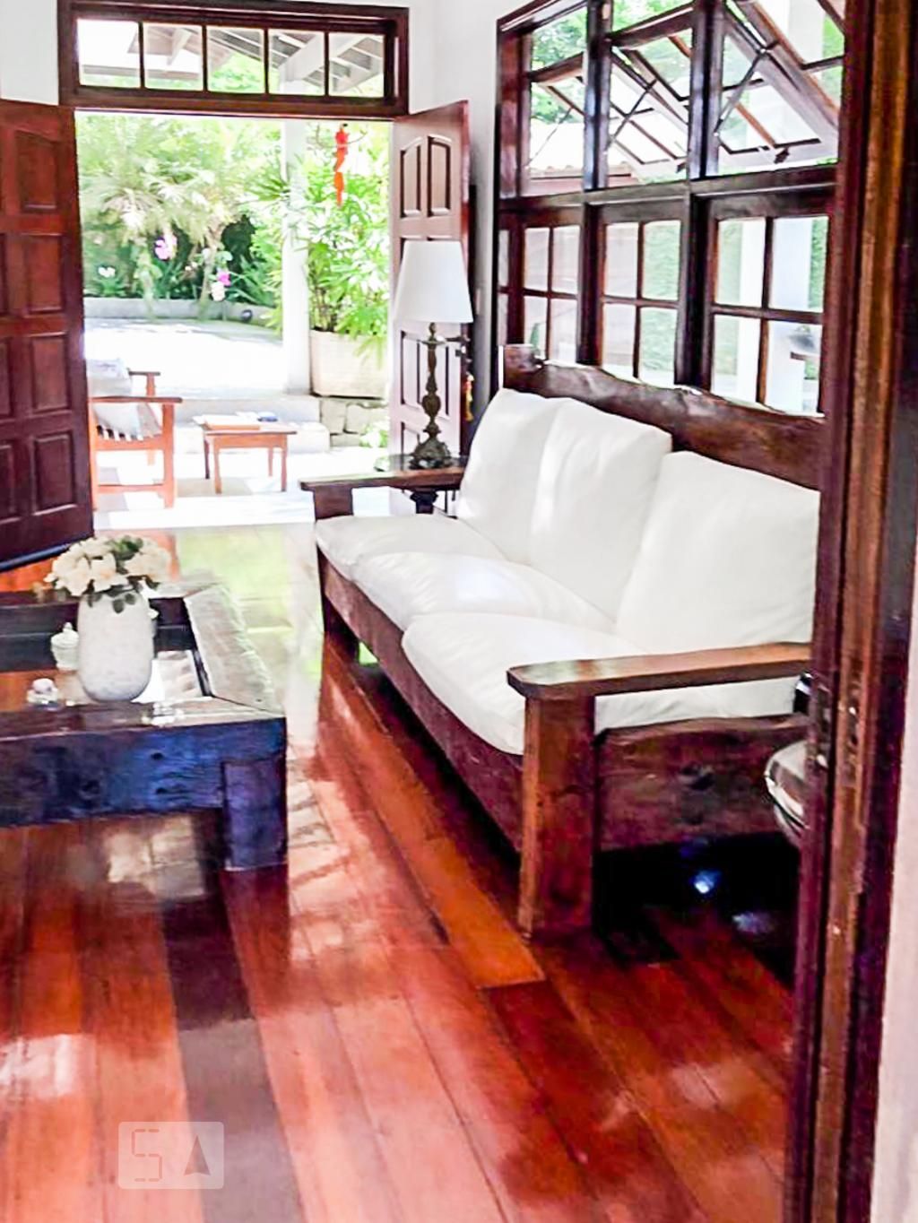 Casa, 4 quartos, 365 m² - Foto 1