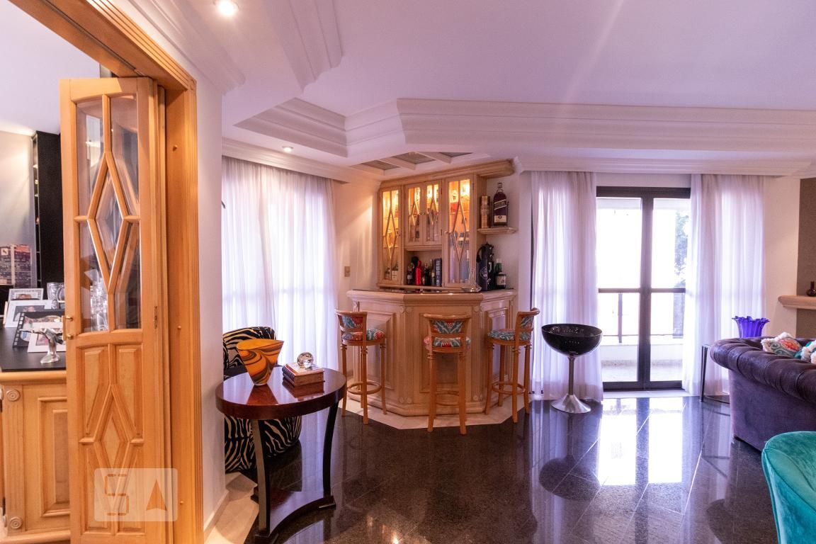 Apartamento, 3 quartos, 190 m² - Foto 2