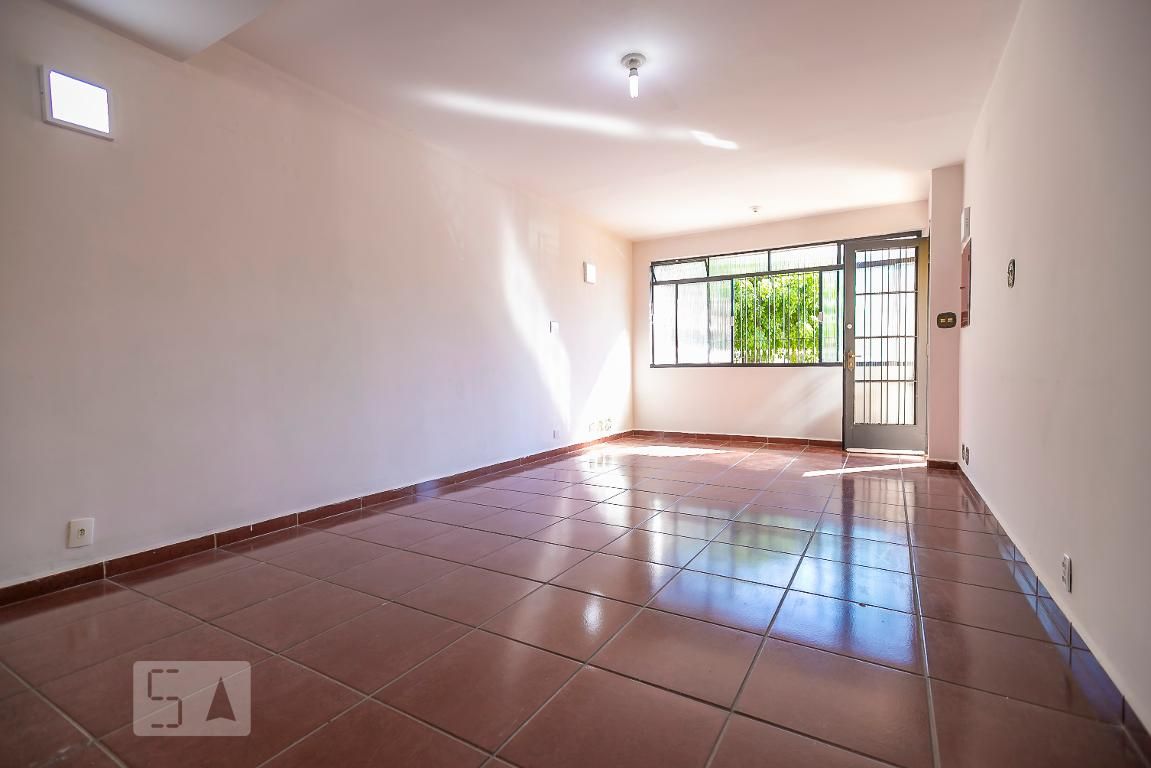 Casa, 2 quartos, 168 m² - Foto 1