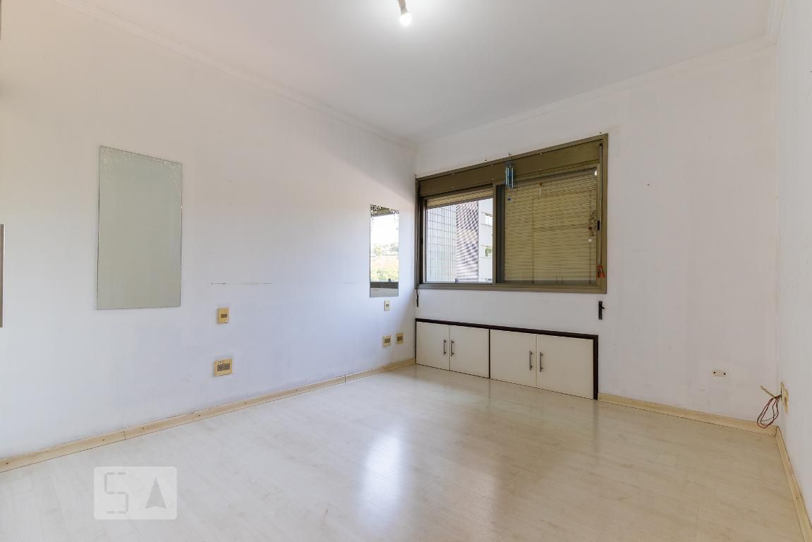 Apartamento à Venda - Cambuí, 3 Quartos,  212 m2 em , Campinas - sp | SoloBR