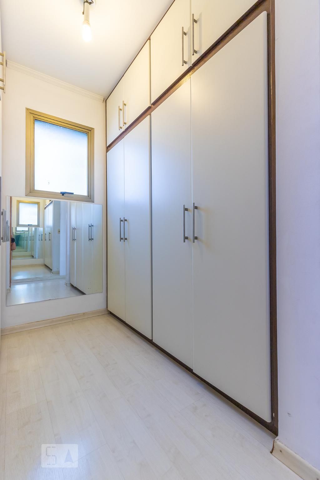 Apartamento à Venda - Cambuí, 3 Quartos,  212 m2 em , Campinas - sp | SoloBR