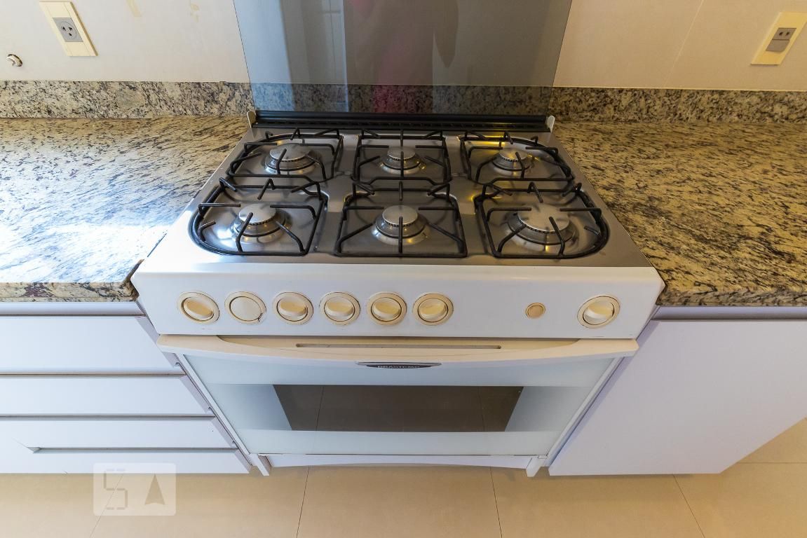 Apartamento à Venda - Cambuí, 3 Quartos,  212 m2 em , Campinas - sp | SoloBR