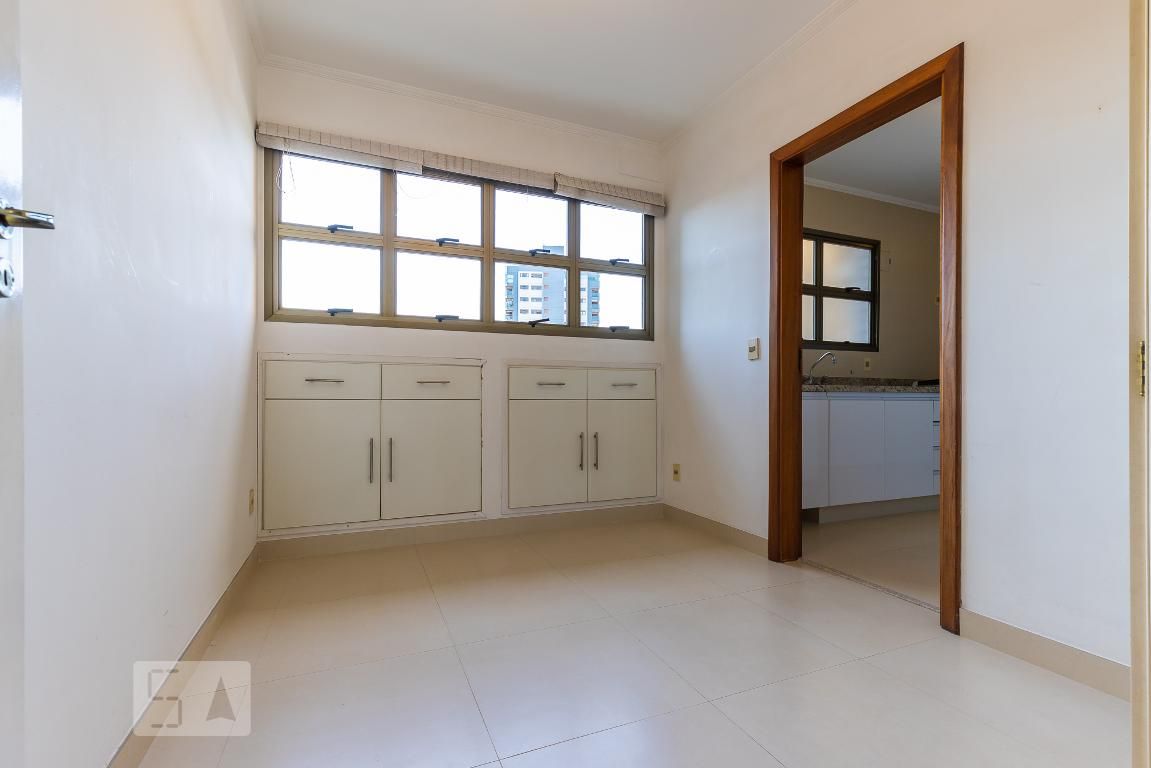 Apartamento à Venda - Cambuí, 3 Quartos,  212 m2 em , Campinas - sp | SoloBR