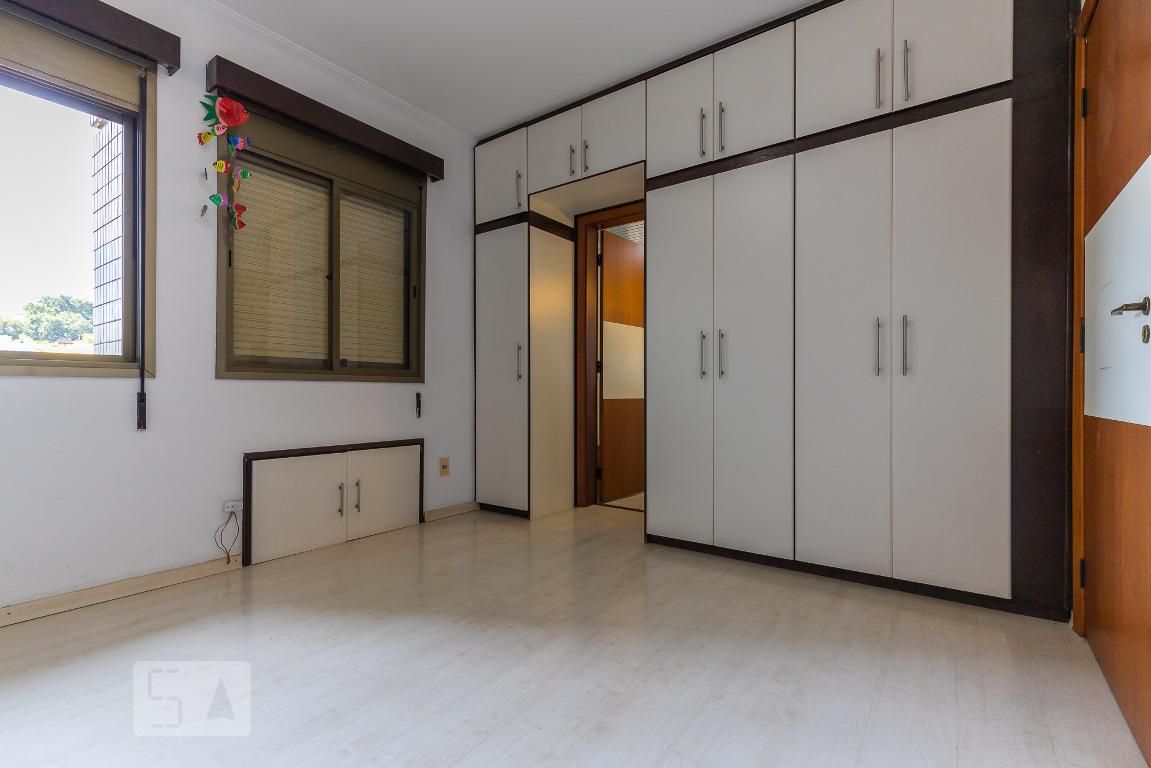 Apartamento à Venda - Cambuí, 3 Quartos,  212 m2 em , Campinas - sp | SoloBR