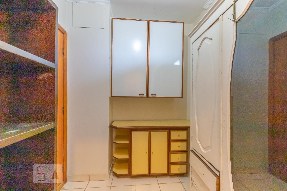 Apartamento à Venda - Cambuí, 3 Quartos,  212 m2 em , Campinas - sp | SoloBR