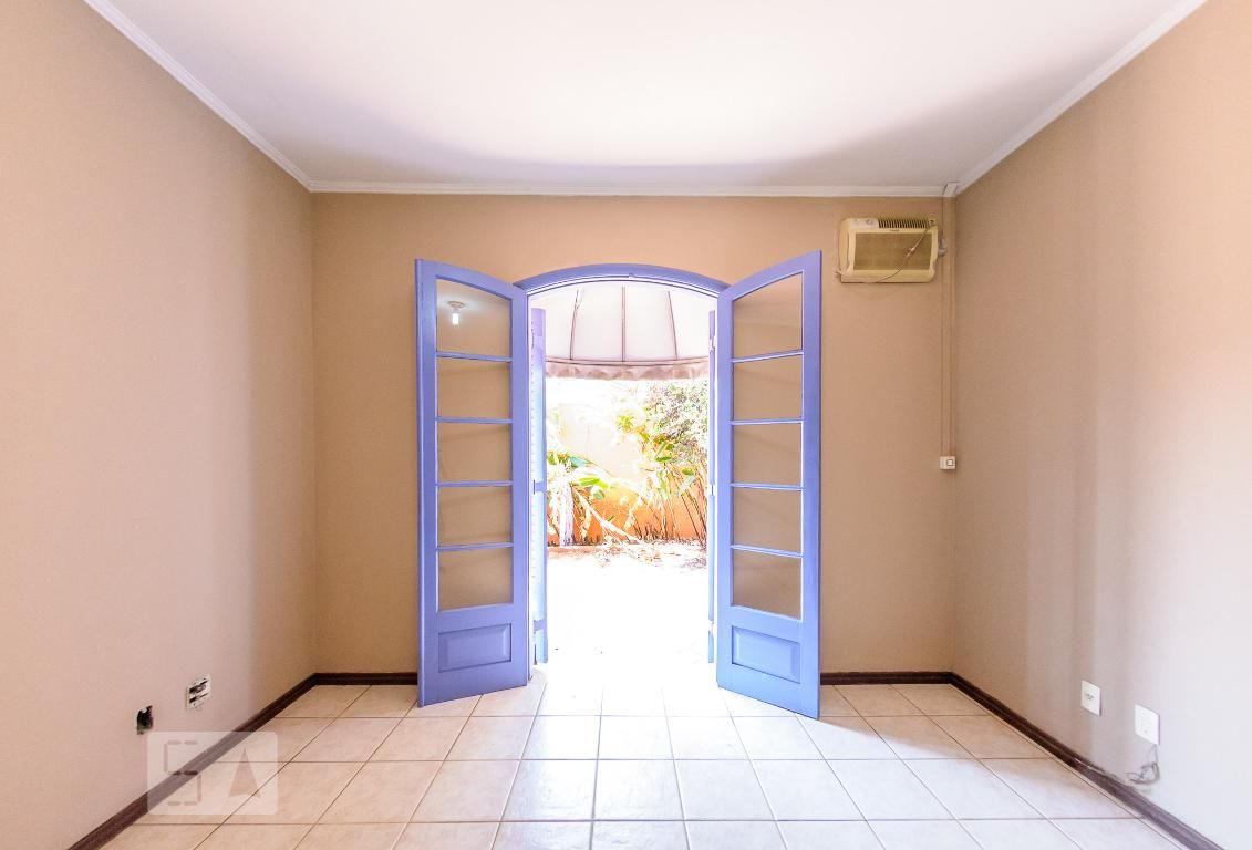 Casa à Venda - Jardim Chapadão, 2 Quartos,  160 m2 em , Campinas - sp | SoloBR