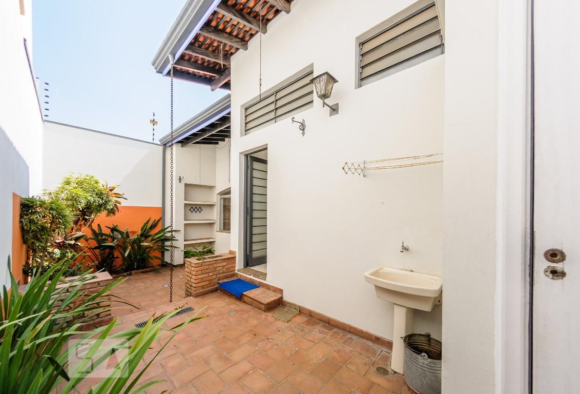 Casa à Venda - Jardim Chapadão, 2 Quartos,  160 m2 em , Campinas - sp | SoloBR
