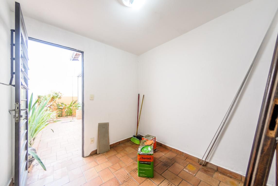 Casa à Venda - Jardim Chapadão, 2 Quartos,  160 m2 em , Campinas - sp | SoloBR