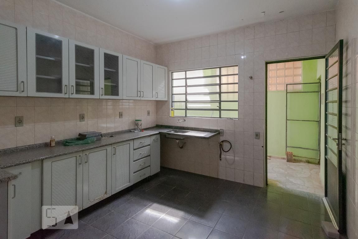 Casa à Venda - Jardim do Lago, 8 Quartos,  400 m2 em , Campinas - sp | SoloBR