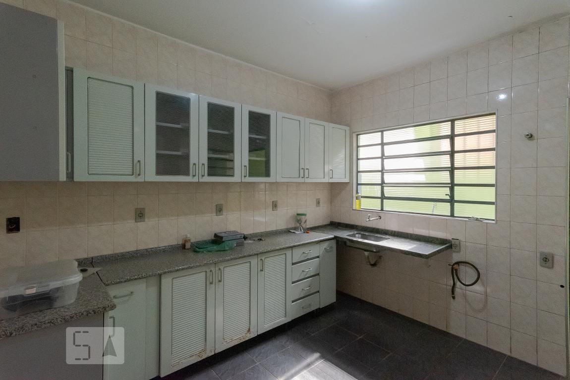 Casa à Venda - Jardim do Lago, 8 Quartos,  400 m2 em , Campinas - sp | SoloBR