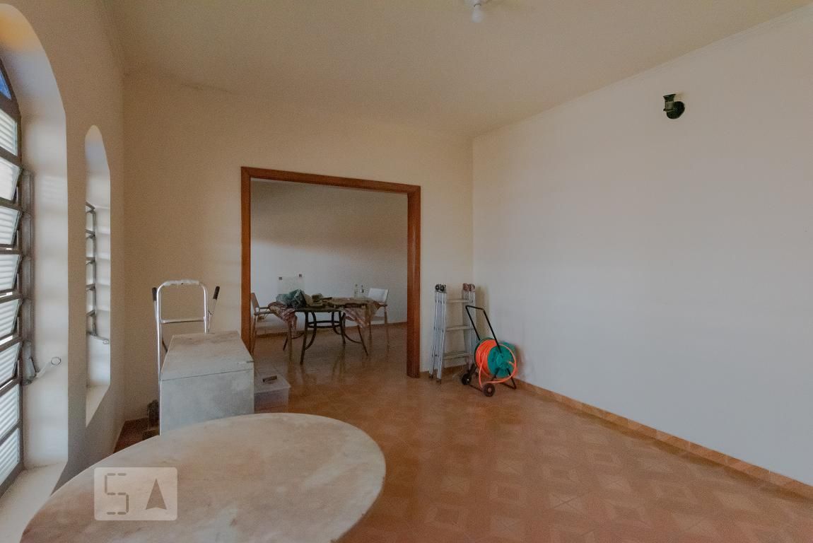 Casa à Venda - Jardim do Lago, 8 Quartos,  400 m2 em , Campinas - sp | SoloBR