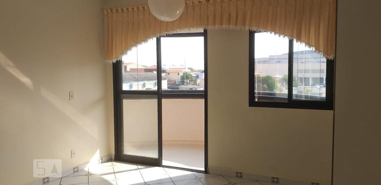 Apartamento, 3 quartos, 74 m² - Foto 1