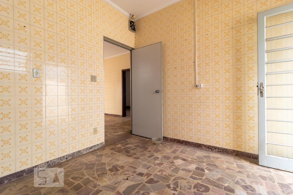 Casa à Venda - Jardim Santana, 3 Quartos,  200 m2 em , Campinas - sp | SoloBR