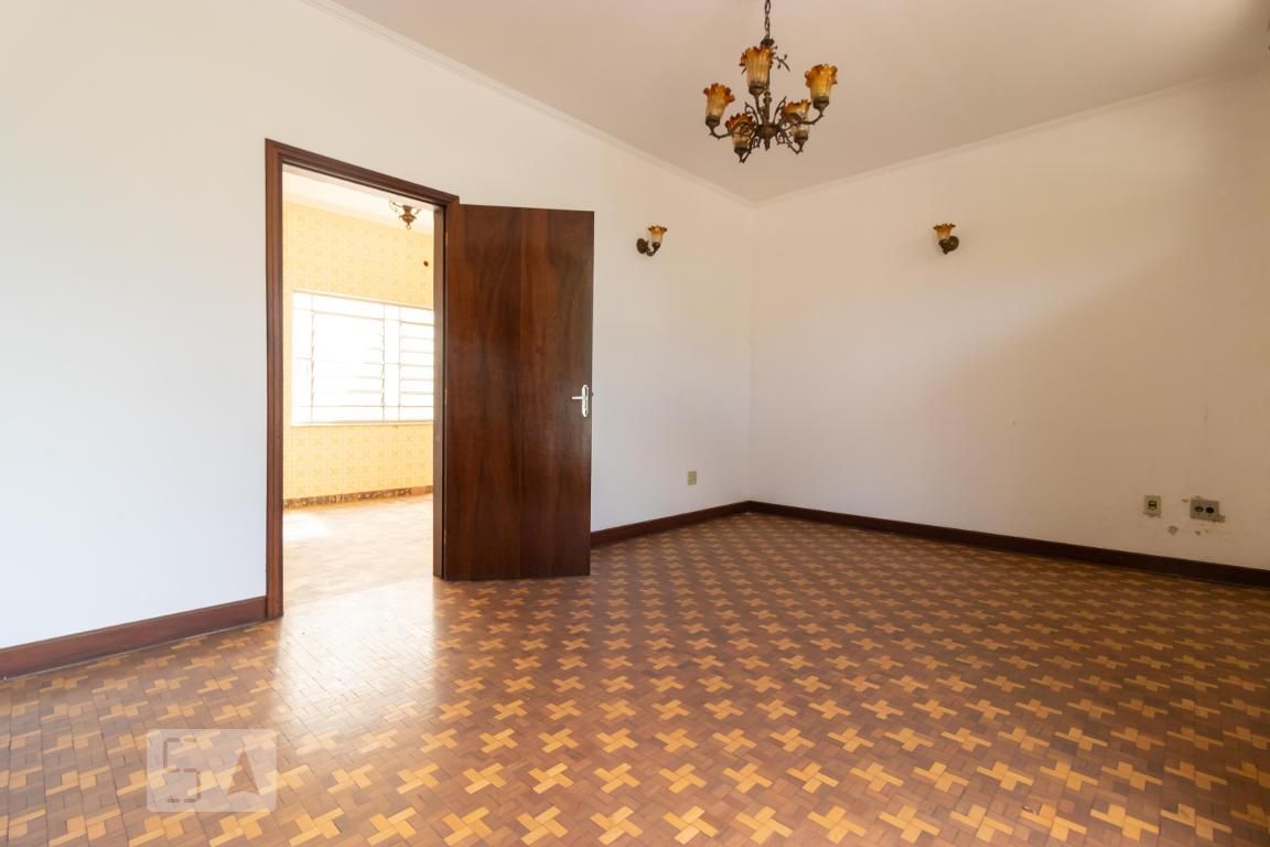 Casa à Venda - Jardim Santana, 3 Quartos,  200 m2 em , Campinas - sp | SoloBR