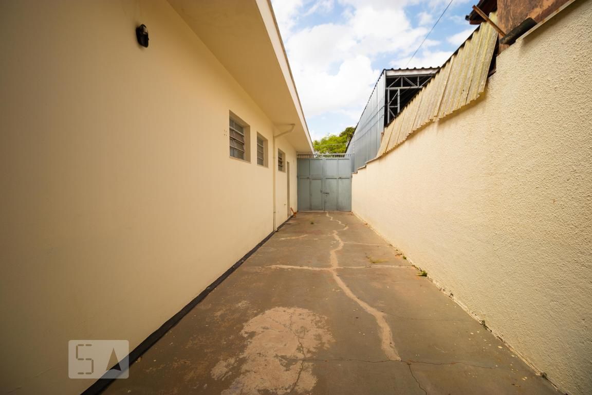 Casa à Venda - Jardim Santana, 3 Quartos,  200 m2 em , Campinas - sp | SoloBR