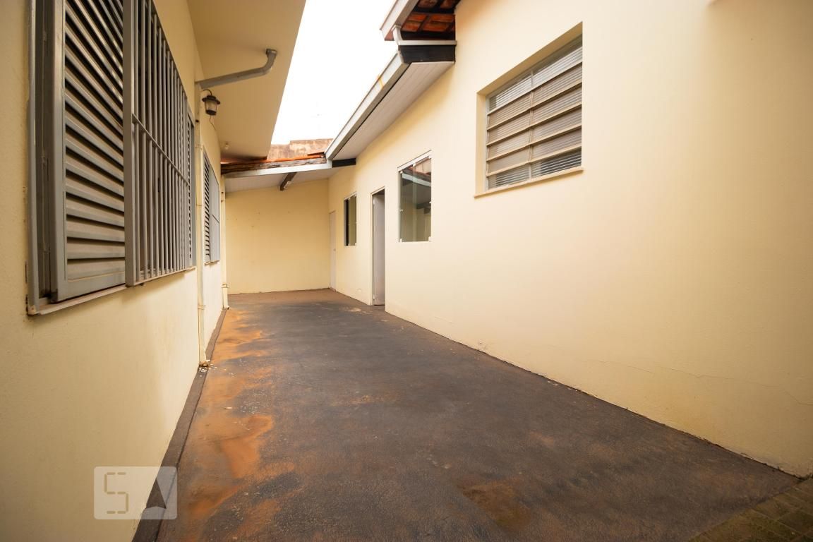 Casa à Venda - Jardim Santana, 3 Quartos,  200 m2 em , Campinas - sp | SoloBR