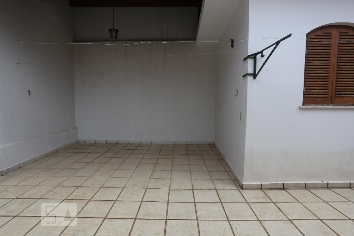 Casa, 3 quartos, 200 m² - Foto 30