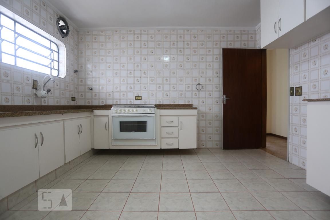 Casa, 3 quartos, 200 m² - Foto 43