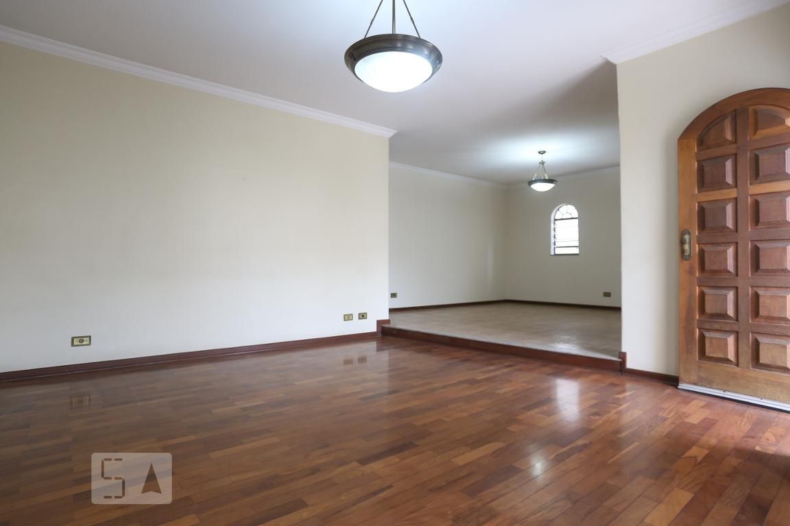 Casa, 3 quartos, 200 m² - Foto 1