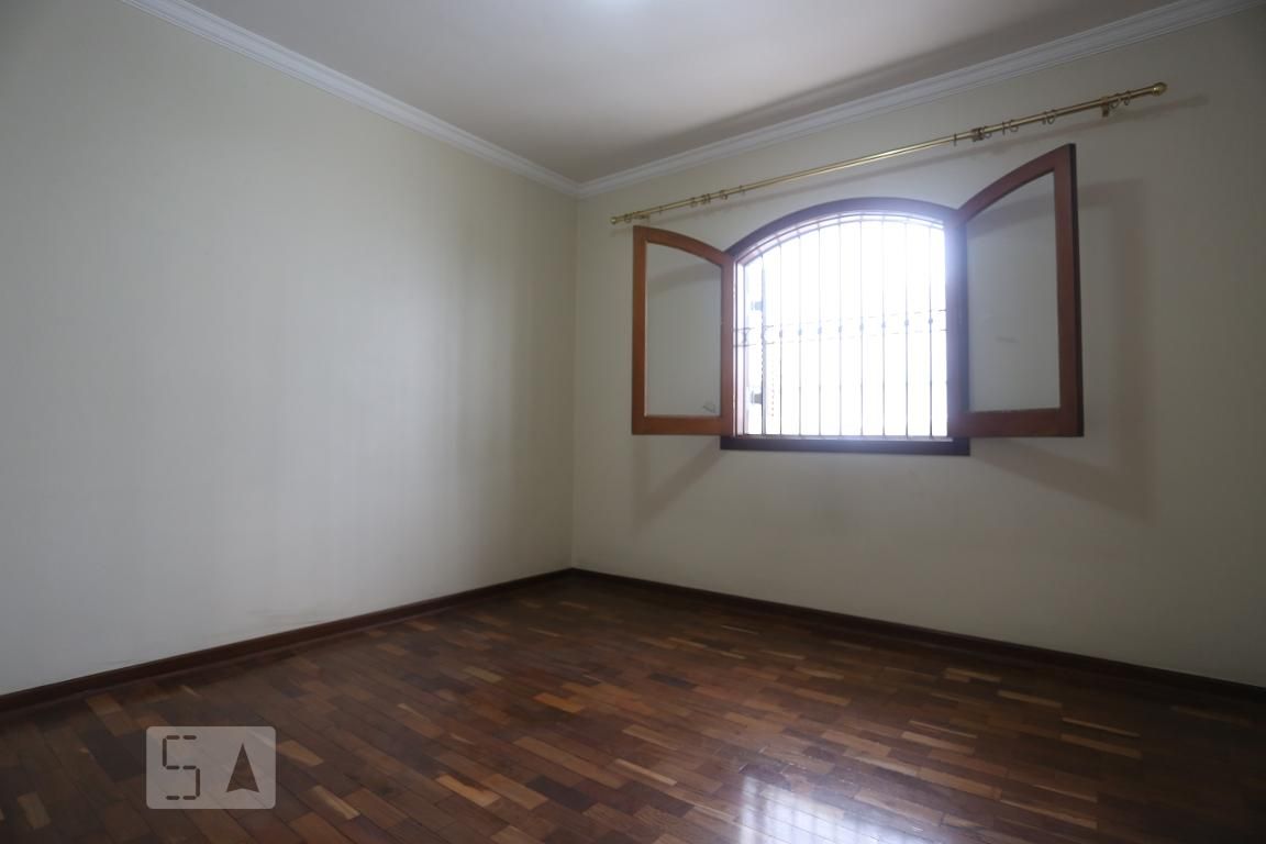 Casa, 3 quartos, 200 m² - Foto 13