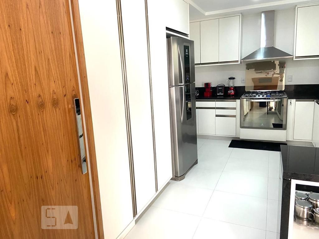 Casa, 4 quartos, 243 m² - Foto 20
