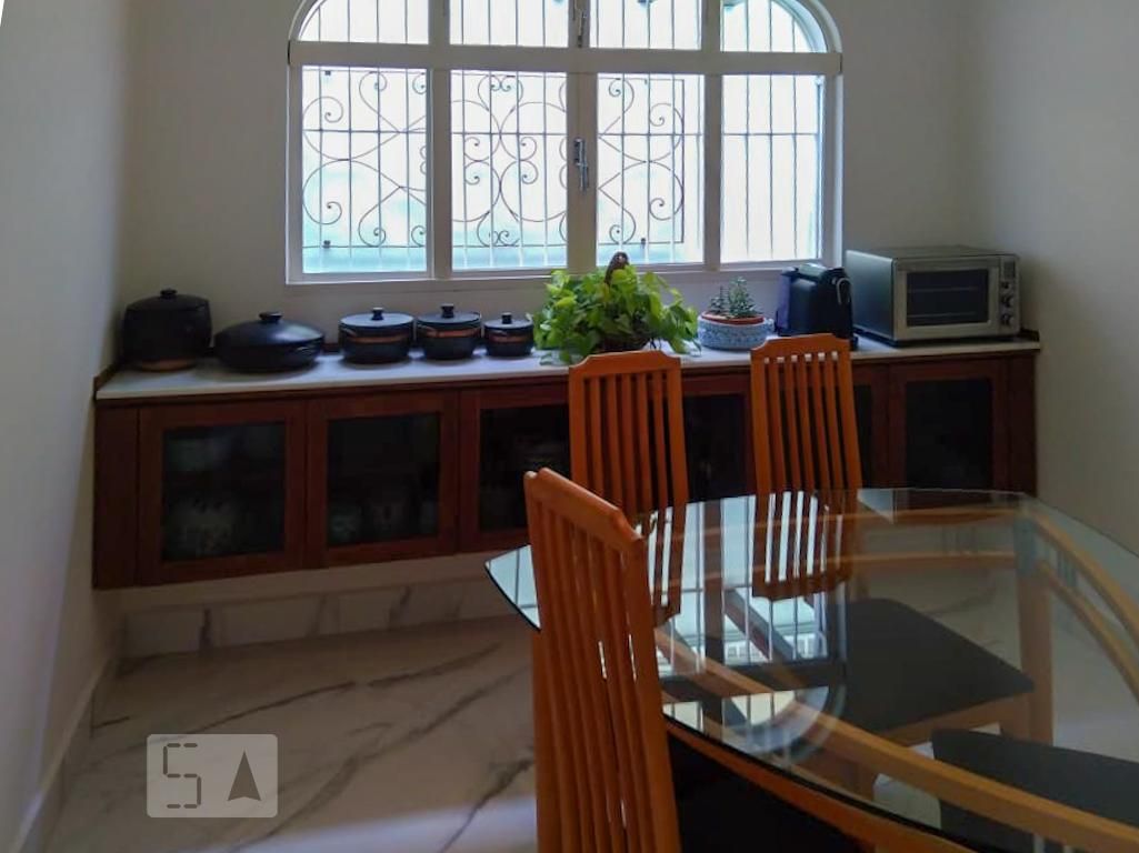 Casa, 3 quartos, 260 m² - Foto 1